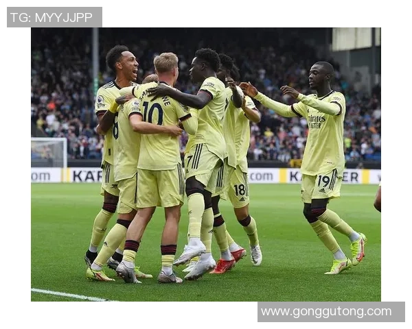 深圳足球队以58分领跑冠军赛积分榜展现强劲实力与竞争优势 深圳足球队以58分领跑冠军赛积分榜展现强劲实力与竞争优势